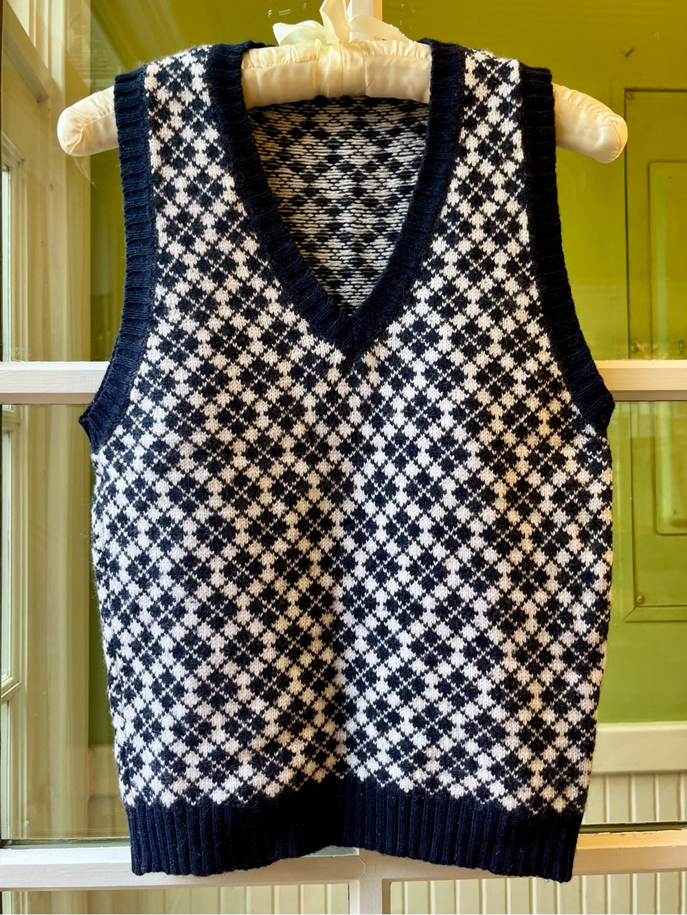Brandy Melville Black & White Argyle V-Neck Sweater Vest